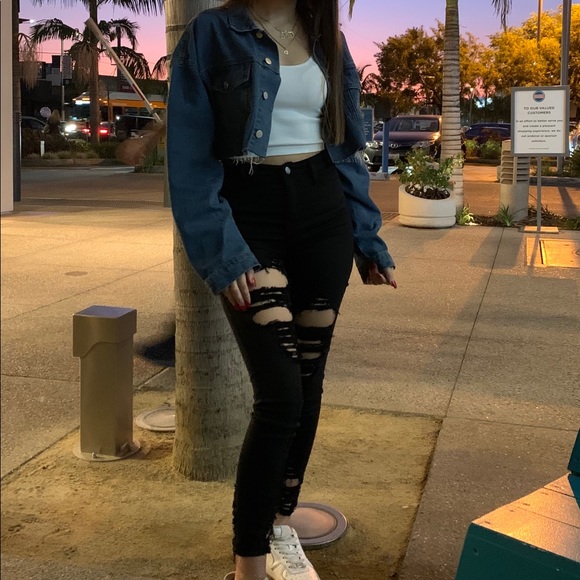 Meet your Posher, Daniela - Picture 1 of 1